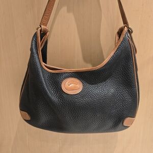 Vtg Dooney Bourke 80s Cresent Navy Pebbled Leather Shoulder Bag Hobo  Purse Duck